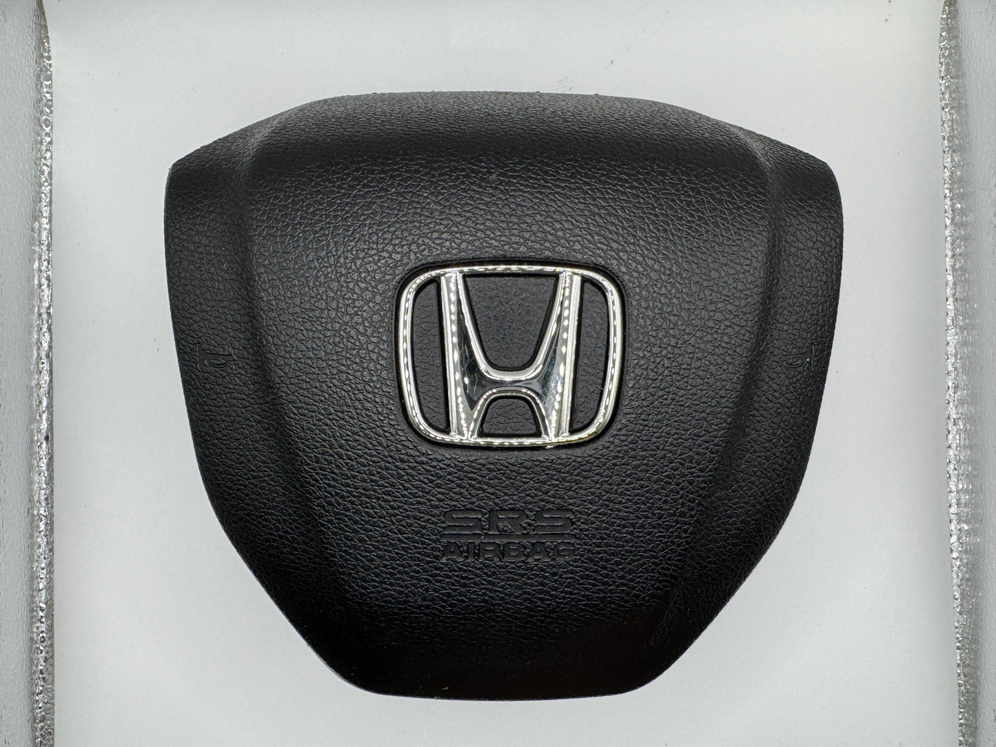 2017-2022 Honda CRV Driver Steering Wheel Airbag (2 Plug)